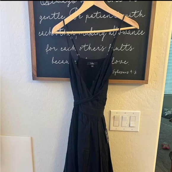 Lulus NWT black wrap dress - Picture 2 of 3